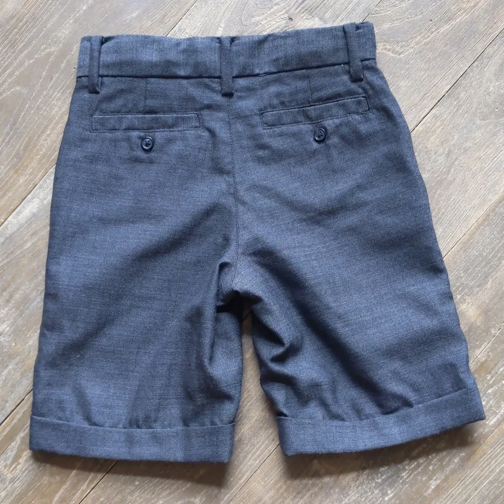 Size 5 Janie and Jack special occasion herringbone pattern wool pocketed shorts